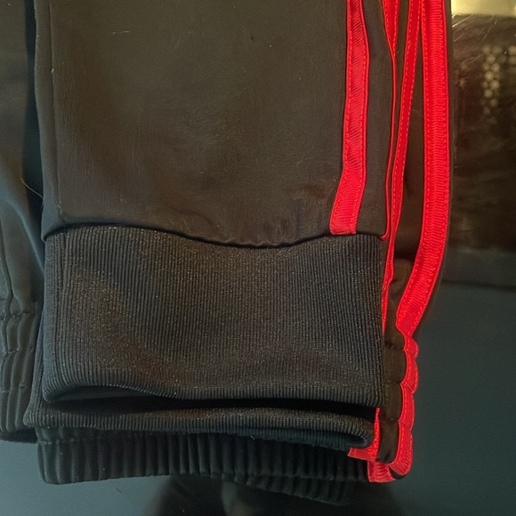 Adidas Joggers 🖤❤️🔥 - Picture 3 of 4
